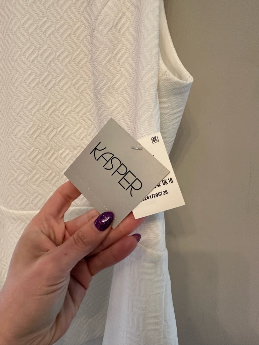 NWT Kasper White Textured Peplum Shell Top Size 12 - Picture 3 of 4